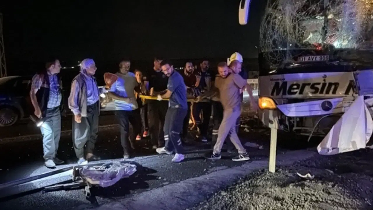 Şanlıurfa’da yolcu otobüsleri çarpıştı: 13 yaralı