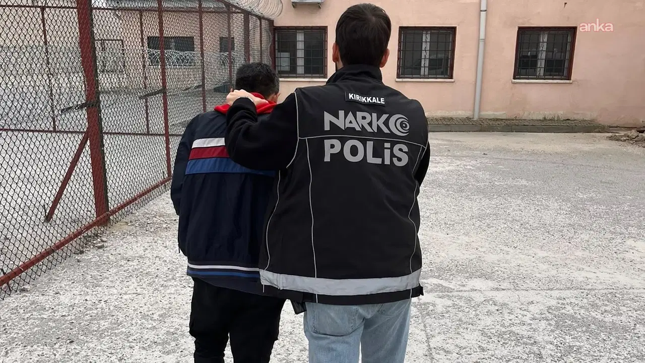 Kırıkkale'de Yasadışı Uyuşturucu Operasyonu: 110 Sentetik Uyuşturucu Ele Geçirildi, 3 Şüpheli Tutuklandı