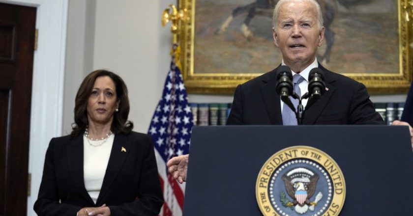 Biden’ın çekilmesinin ardından Demokratları neler bekliyor?