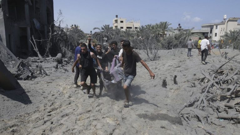 Gazze’de öldürülen sivillerin sayısı 40 bine yaklaşıyor