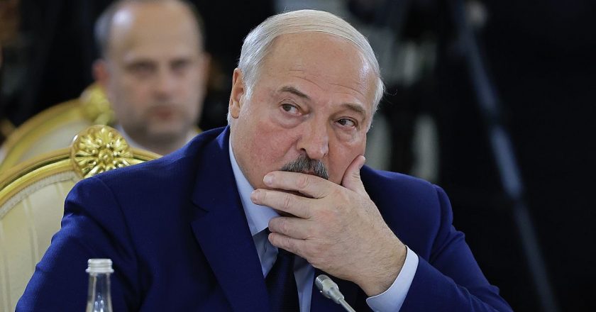 Lukashenko’nun “Ermenilere kimin ihtiyacı var” sözü üzerine Belarus’un Erivan Büyükelçiliği’nde protesto