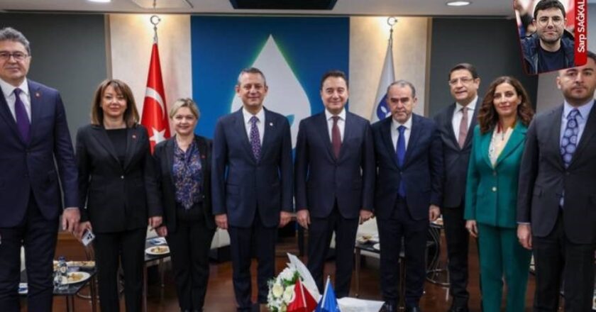 Partiyi halka açılan diğer CHP partileriyle ittifaklar olarak bir ön seçim ile: Adaylar hakkında röportajlar yapar: siyasi haberleri kırmak