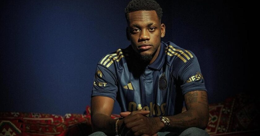 Fenerbahçe resmi olarak Jhon Duran’ı duyurdu