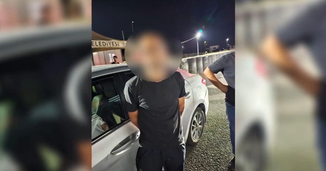 Yüzlerce yasadışı göçmen yakalandı! Görüntüler operasyonlardan geldi: Organizatörler tutuklandı 3