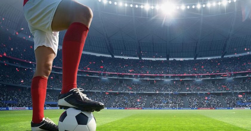 İlk Profesyonel Futbolcu Kimdi?