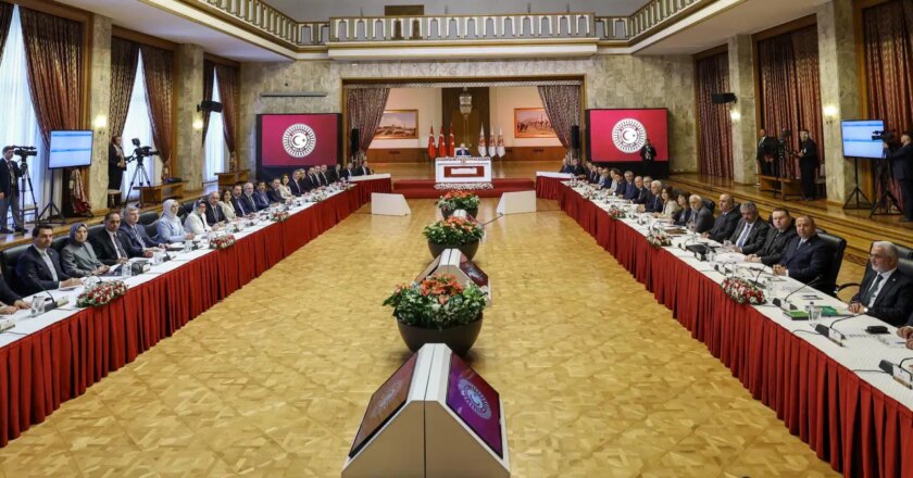 Gizlilik Kararının İkinci Toplantısında Ulusal Dayanışma, Kardeşlik ve Demokrasi Komisyonu: MIT Başkanı ve Ulusal Savunma Bakanı davet edildi – Son Dakika Siyasi Haberleri