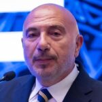 Fenerbahce’nin sürpriz hareketinde seçimlerden günler önce! Hakan Bilal Kutluualp, Başkan adaylığı için Sadettin Saran’dan emekli oldu.