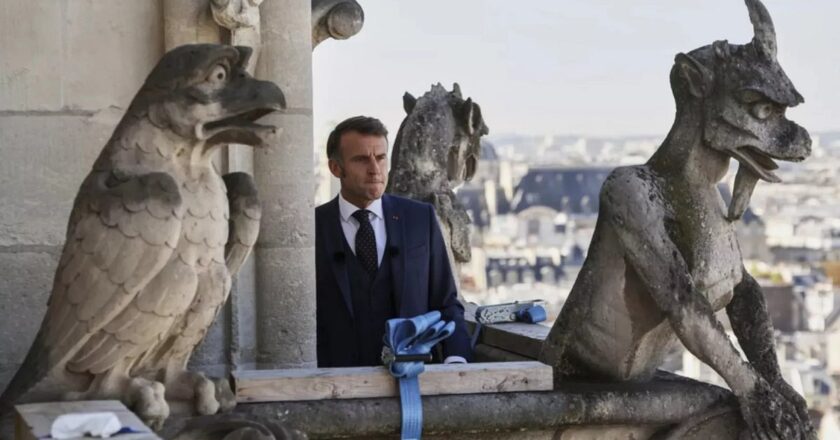 Fransa’da kriz kötüleşiyor: Macron siyasi açıdan yalnız kaldı